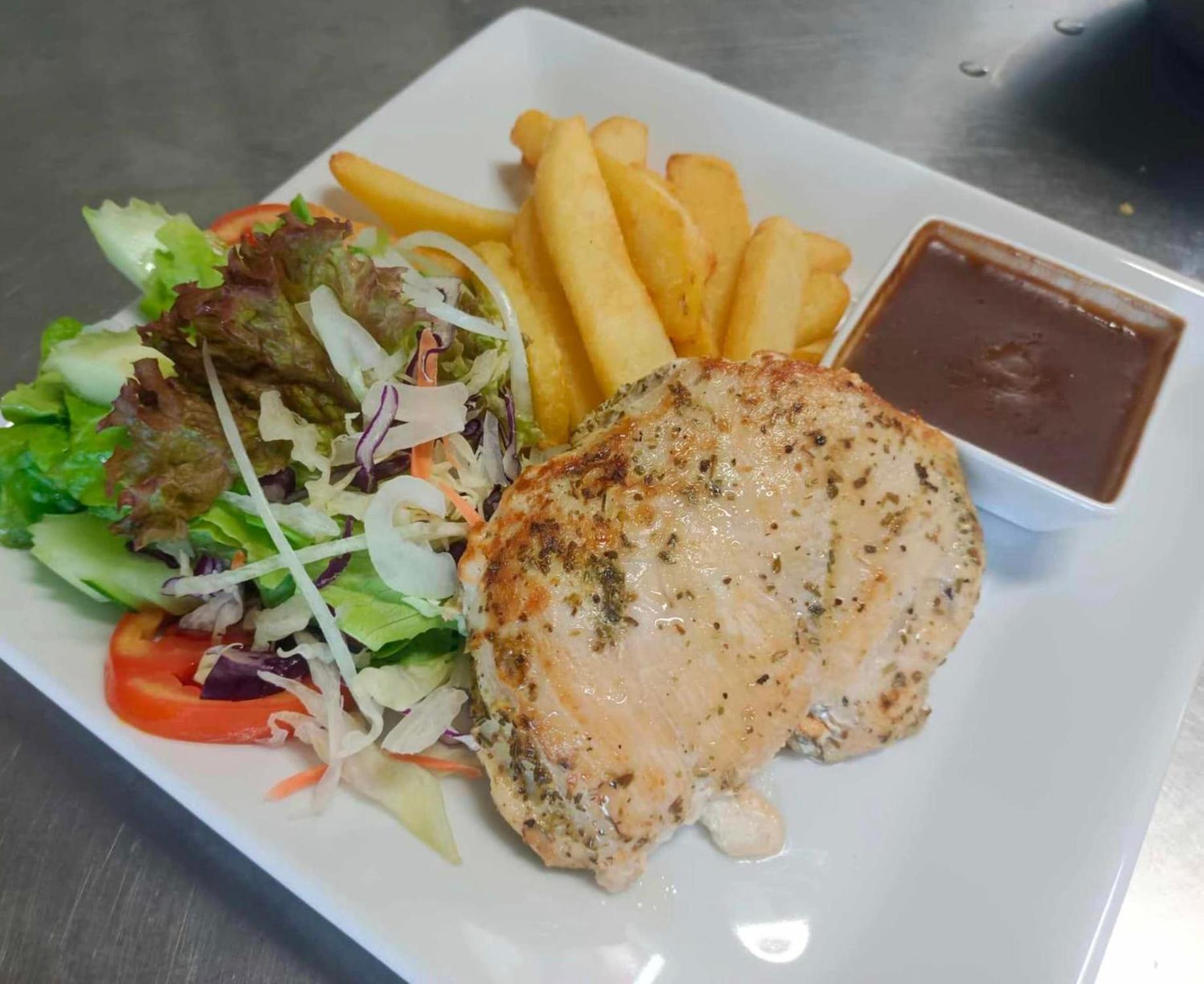 Elephant Sports Bar And Accommodation Phuket Luaran gambar